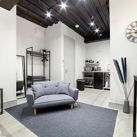 Modern Luxury Studios Лондон Экстерьер фото