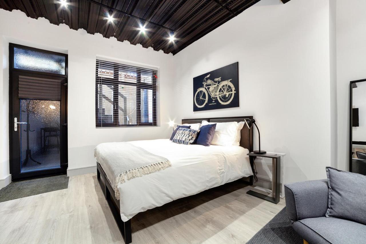 Modern Luxury Studios Лондон Экстерьер фото